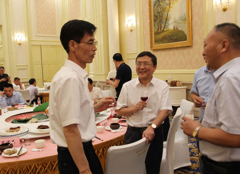 楊安民從業(yè)卅五周年系列報(bào)道--“璀璨卅五年，榮耀共分享”紀(jì)念晚宴