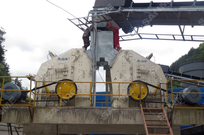 HC、HSI系列反擊式破碎機(jī)